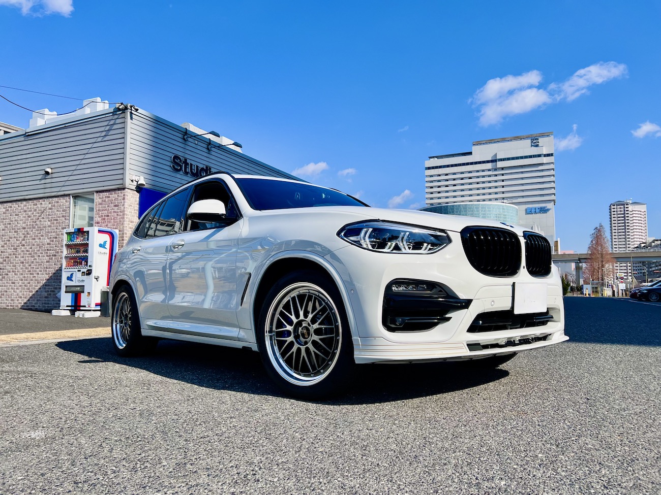 BBSは高性能な機能ホイールです！BMW ALPINA G01X3にLMをご装着致し