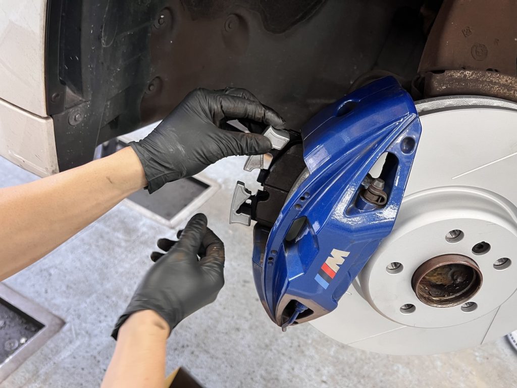 bmw_brakerotor_brakepad_bmw_studie_ag