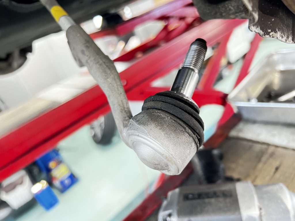 bmw_maintenance_bmw_arm_studie_ag