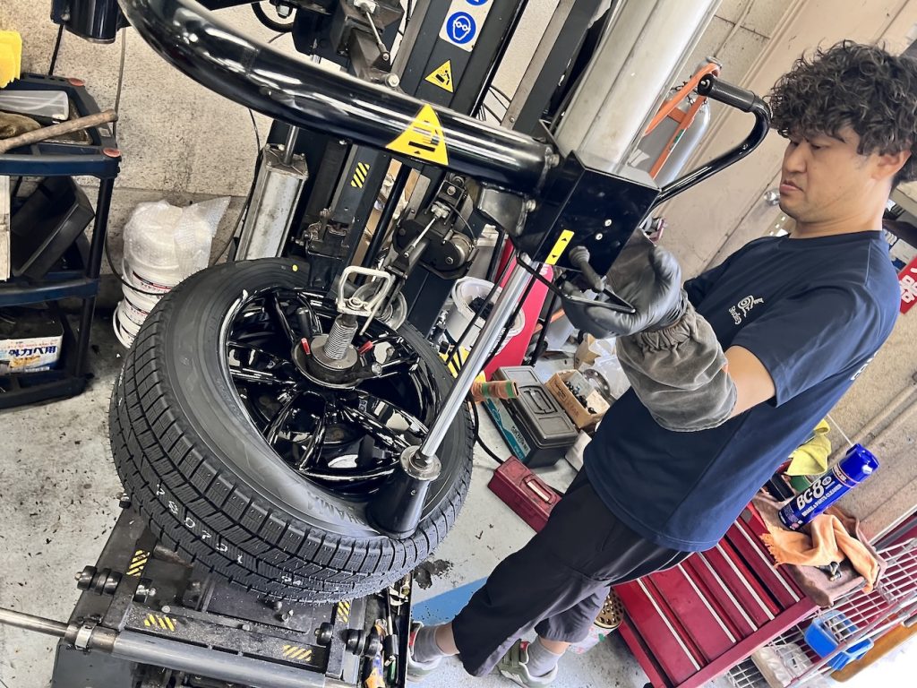 bmw_mini_studie_ag_yokohamatire_ig80_snowtire_