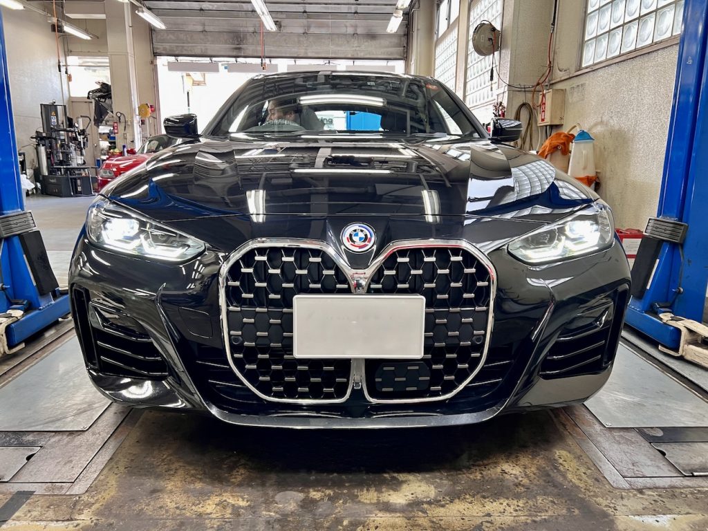 bmw_studie_ag_4series_lci_grill_bmw_facechange