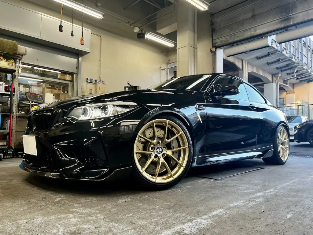bmw_studie_ag_bmw_763M_frozen_gold_wheel_f87_m2_IMG_4147.jpg