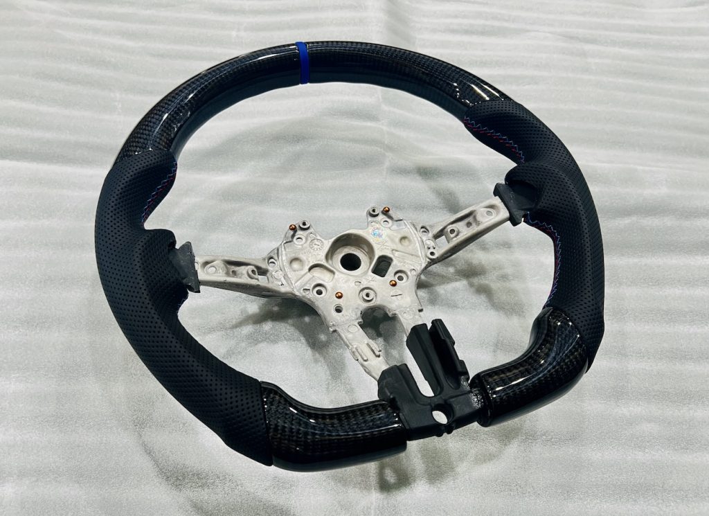 bmw_studie_ag_bmw_g87_m2_steering_verspielt_IMG_5110