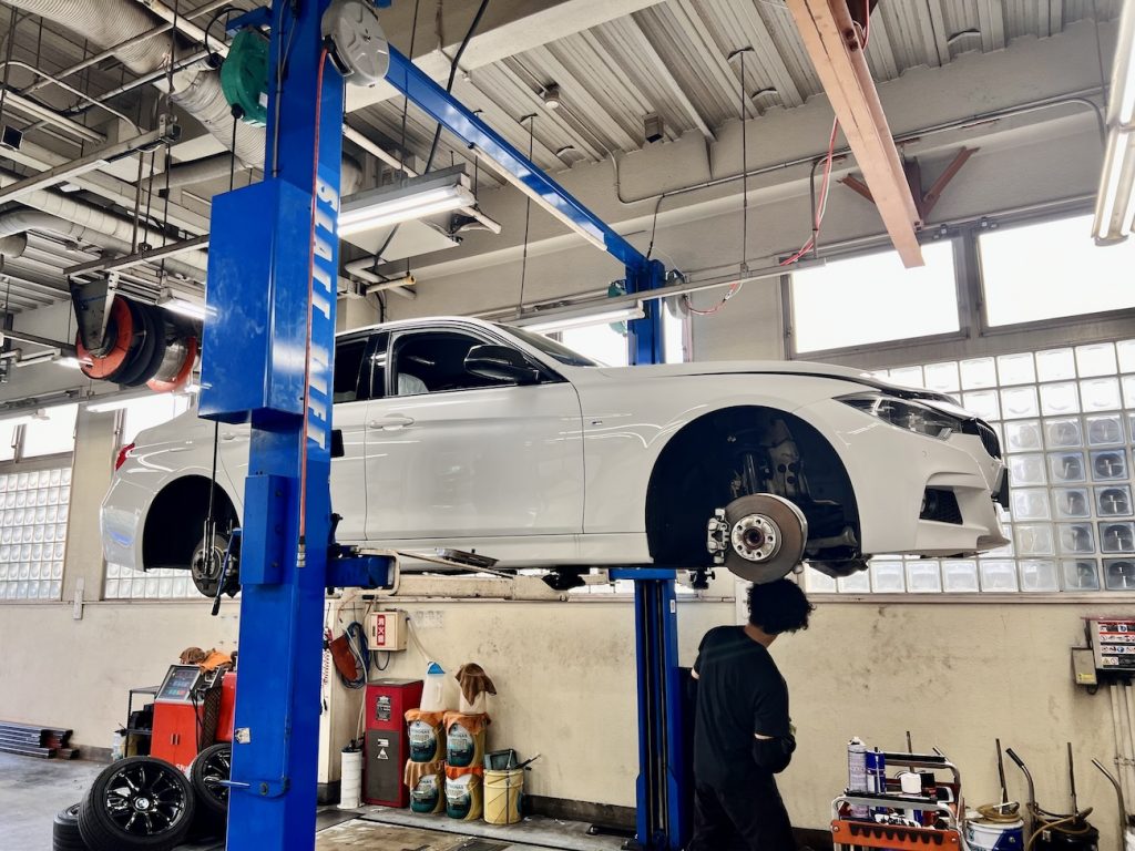 bmw_studie_ag_bmw_maintenance_studie_yokohama_IMG_95692.jpg