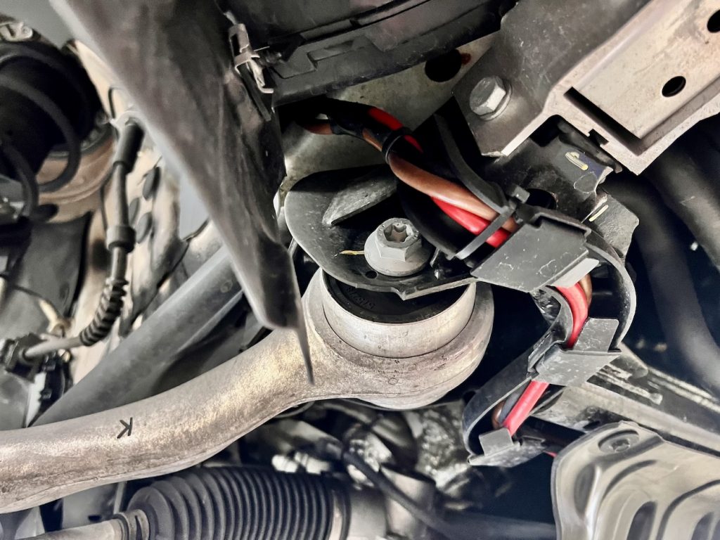 bmw_studie_ag_bmw_maintenance_studie_yokohama_IMG_95692.jpg