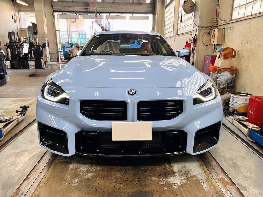 bmw_studie_ag_bmw_tuning_indiv_carbon_g87m2_I