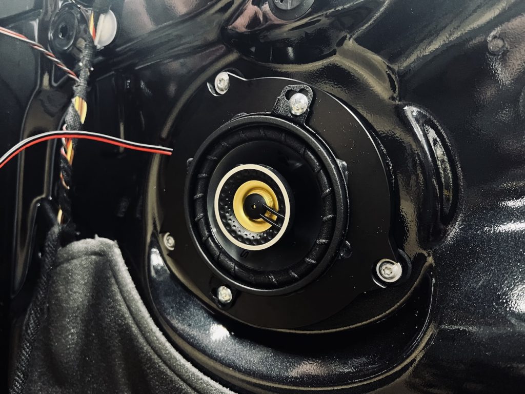 bmw_studie_ag_kicker_speaker_bmw_iMG_4541.jpg