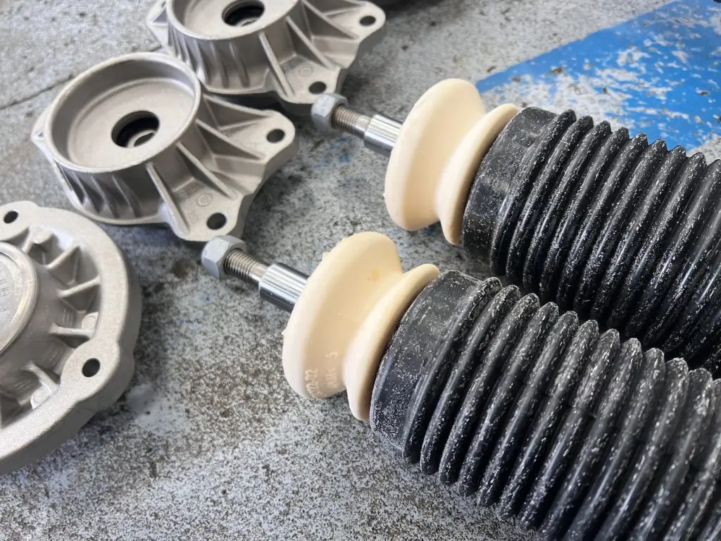 BMWサスペンションリフレッシュSACHSショックお勧め | Studie[スタディ]