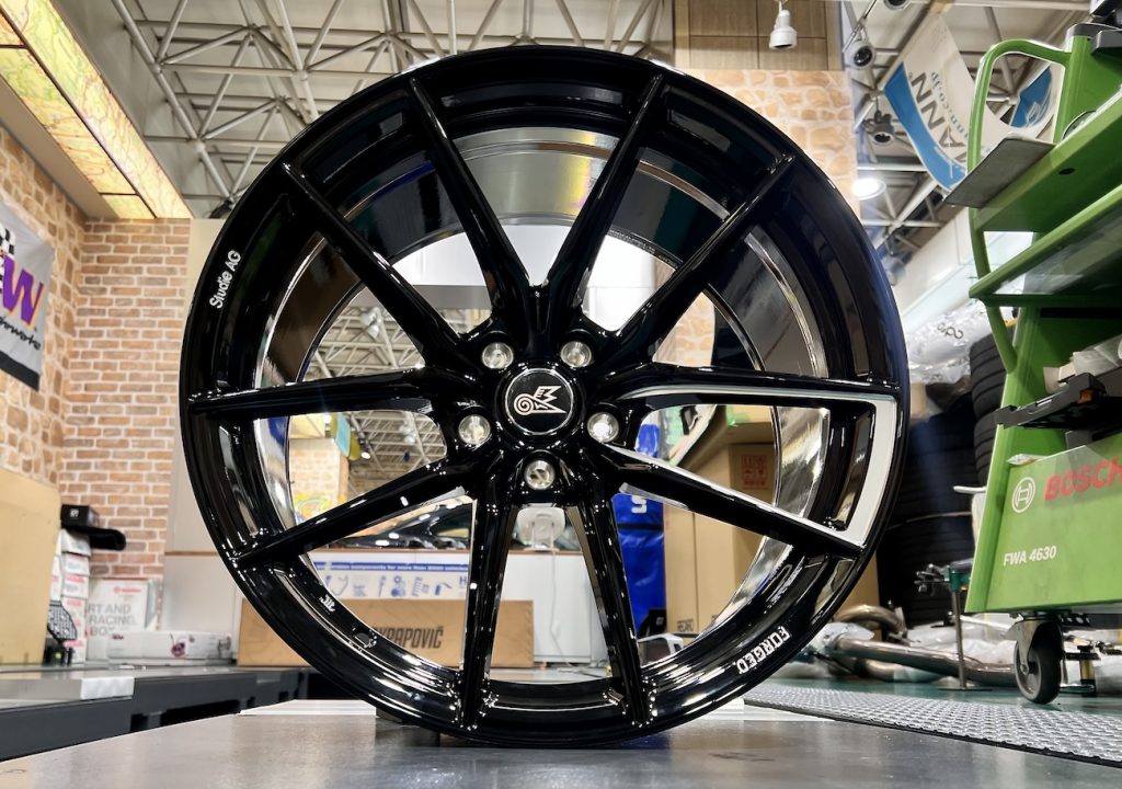 bmw_studie_ag_stf01_forged_wheel_bmw_m3m4_snow_wheel_19inch