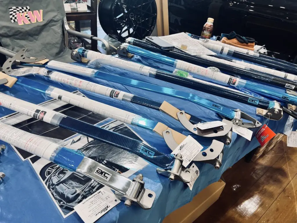 arc製　パワーブレース　タワーバー　E82　BMW135ｉ用　type２ BMW E82 135i フロントタワーバー、リアタワーバー取付 ARCオート