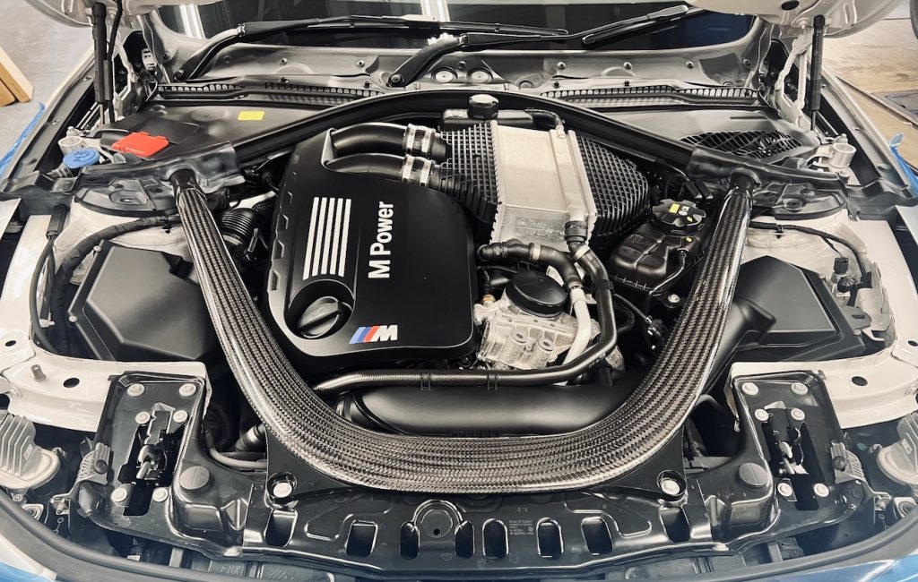 bmw_studie_bmw_eventuri_carbon_intake_