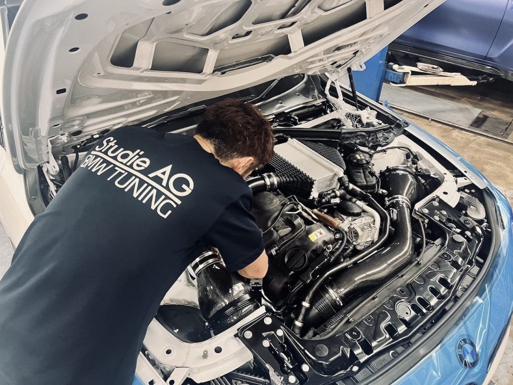 bmw_studie_bmw_eventuri_carbon_intake_