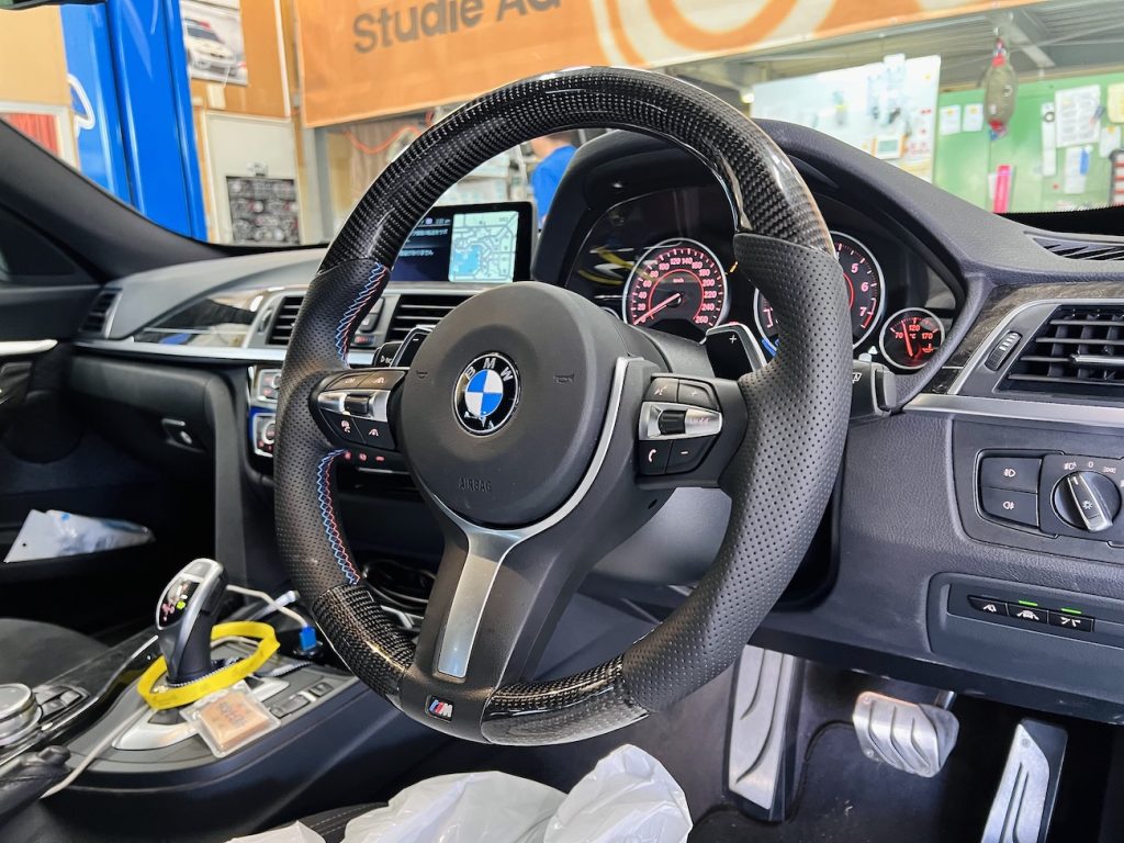 bmw_studie_steering_wheels_verspielt_IMG_2846.jpg