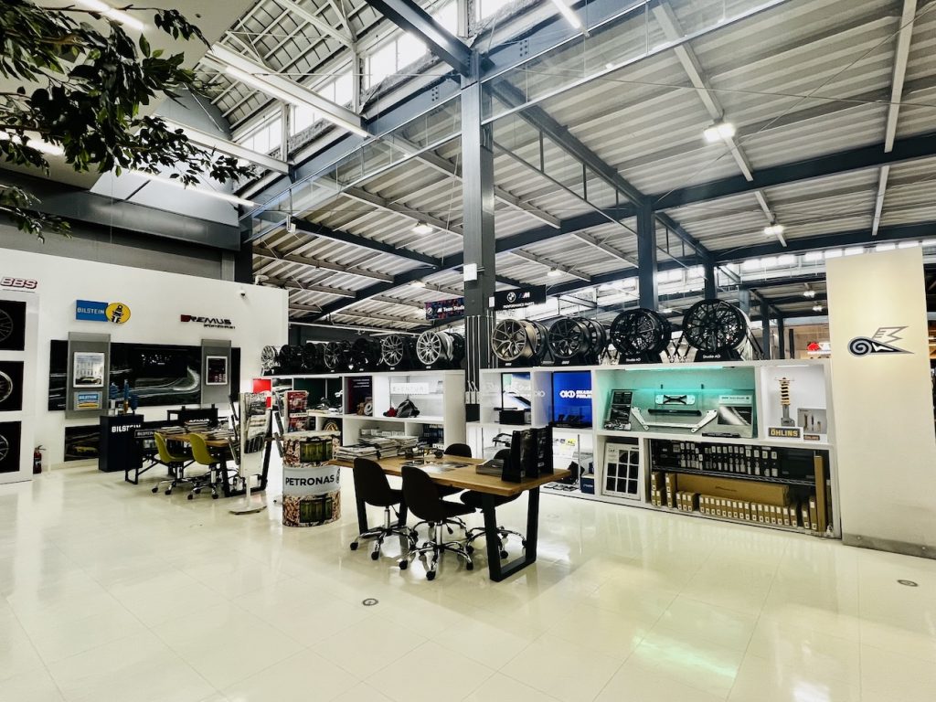 bmw_studieag_nagoya_bmw_tuning