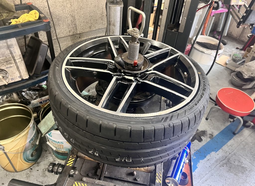 bmw_tire_yokohama_advan_bmw_studie_ag_IMG_8755.jpg