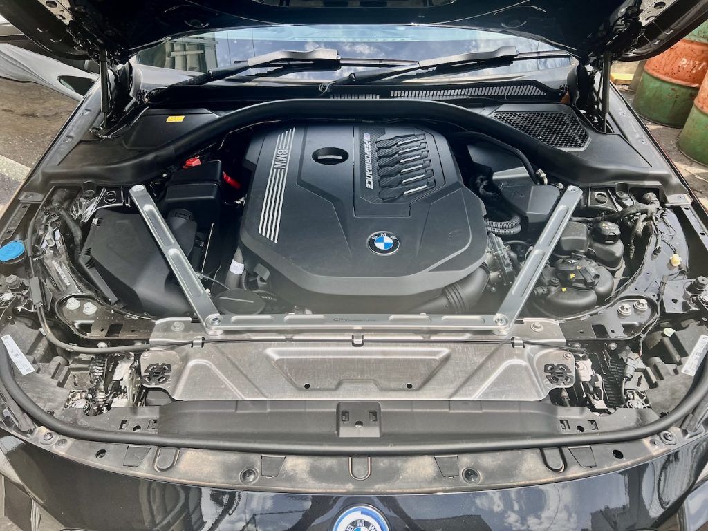 bmw_studieag_deff_multifunctionscreenprotector_bmw_idrive_film_IMG_9057