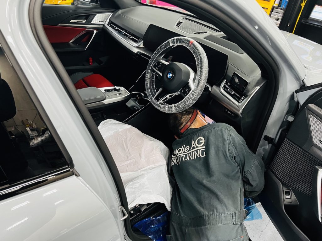 bmw_u10x2_m35_studie_bmw_3ddesign_