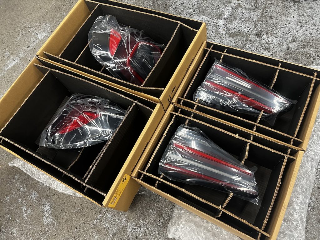 bmworignalparts_bmw_studie_go1x3_lcitalll_f97x3m_grill_IMG_2501.jpg