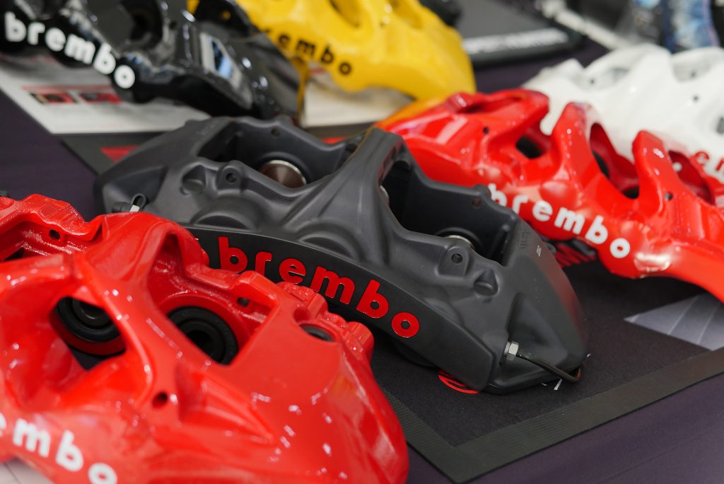 brembo装着するならStudie AGで!