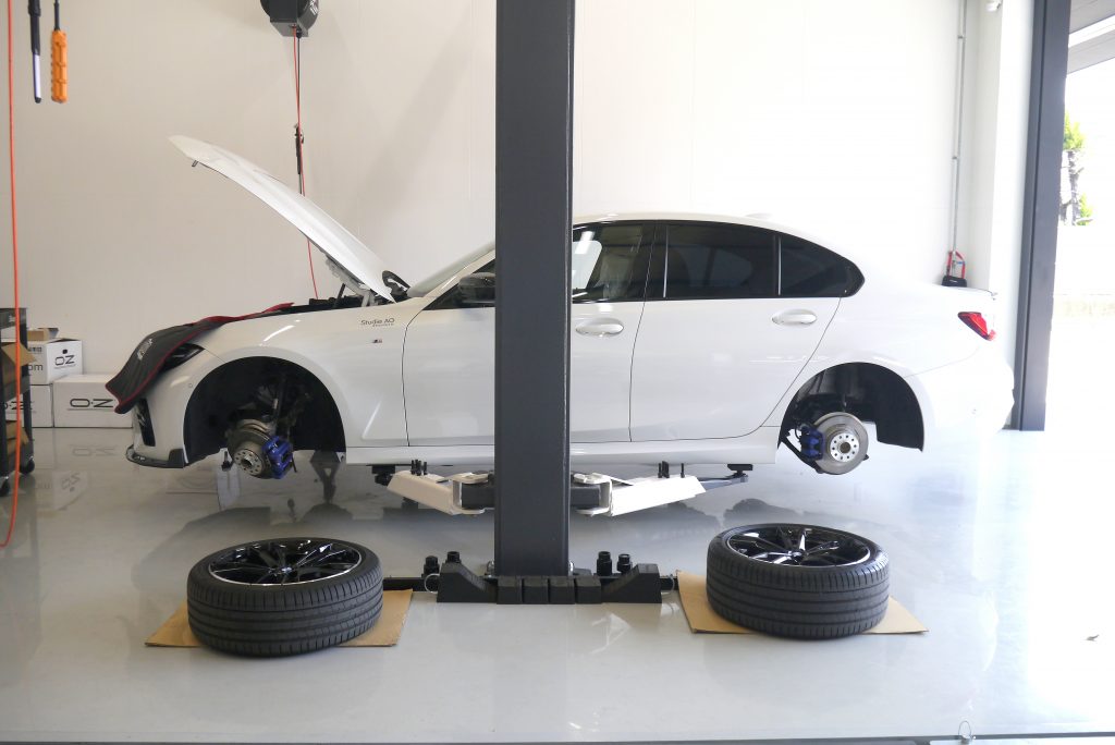 スタディ BMW  Studie BMW KW SUSPENTION KIT version1  BMW G20 サスペンションキット