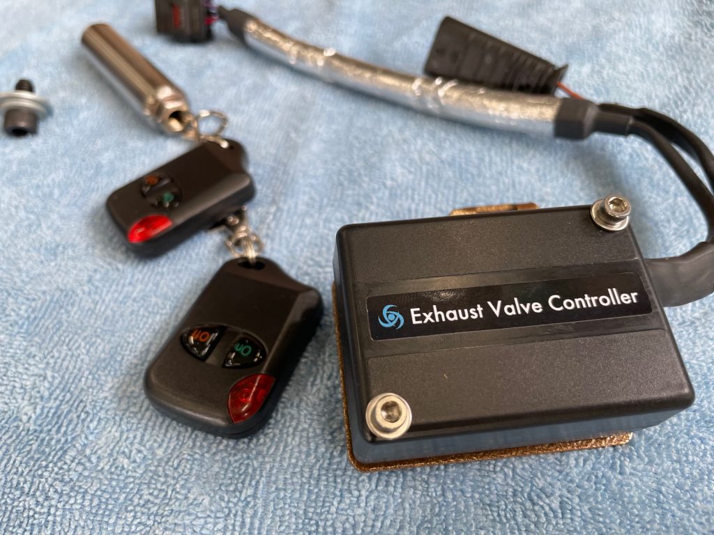 BMW G29 Z4 M40iへCORE OBJ Exhaust Vaive Controller装着でお楽しみ!