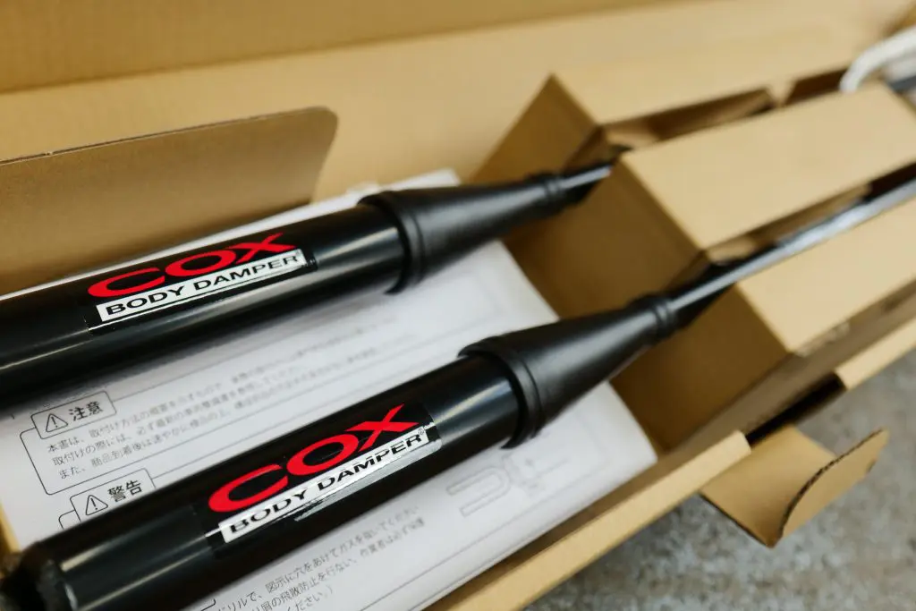 COXボディダンパーでBMWの乗り心地を激変！ハンドリングもよくなります