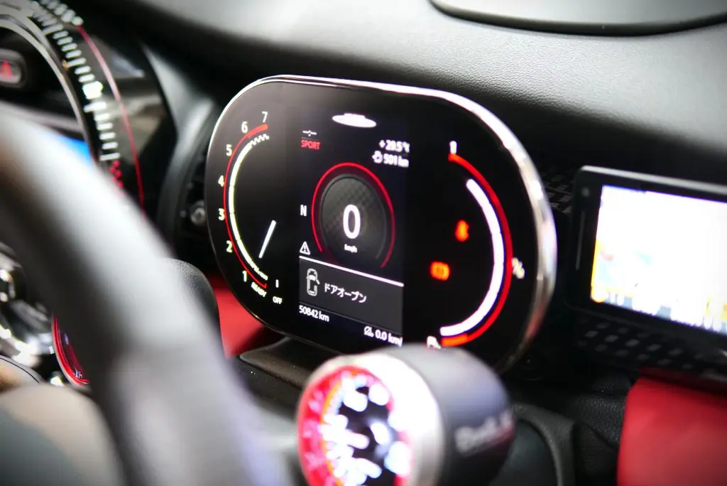 BMW MINI F56 純正 モニター　ジャンク BMW ミニ F56(MINI)JCW 純正 ナビ マルチモニター ALPINE ALB250