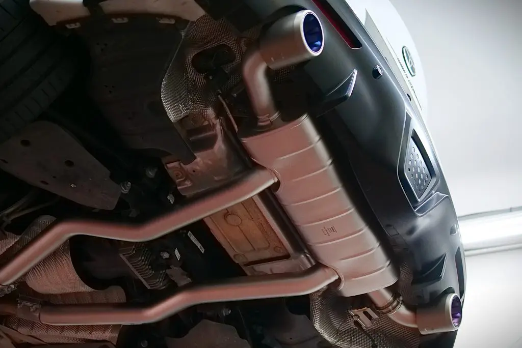 BMWだけじゃない！GR SUPRAにもアクラポビッチで駆け抜ける喜び増し