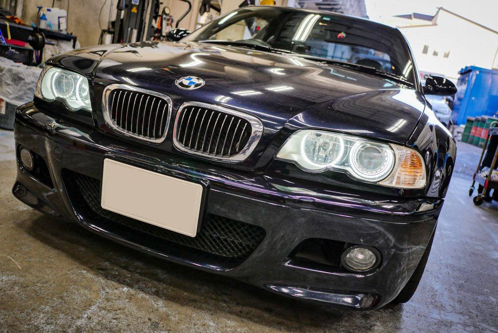 CCFLイカリングをBMW E46M3に装着