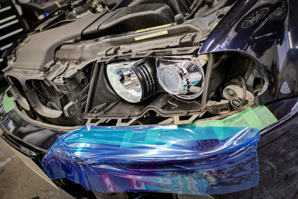 CCFLイカリングをBMW E46M3に装着
