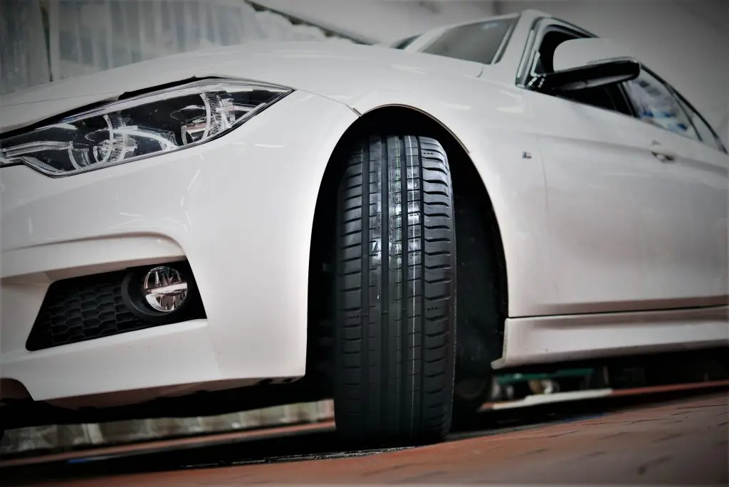 BMW F30 F31 Mスポーツ ミシュランパイロットスポーツレーヒエウ 楽天市場】BMW F30/F31 F) 225/40R19 93Y XL R) 255/35R19 96Y