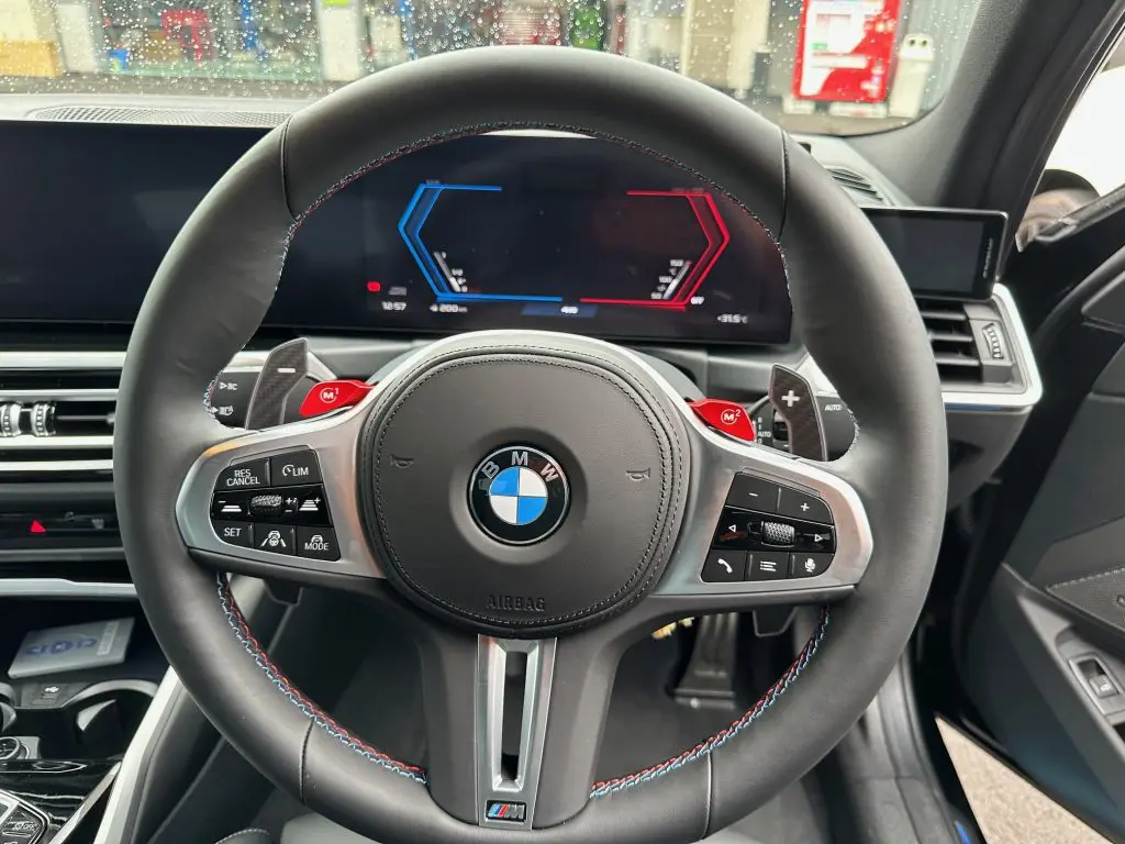 爽快なキレ！JQWerksのマグネティックパドルシフターをBMW G80