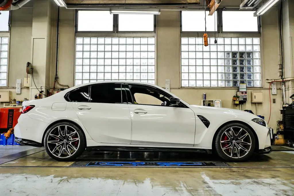 手始めにお手軽ローダウン♪BMW G80M3へEibachスプリング！ | Studie 