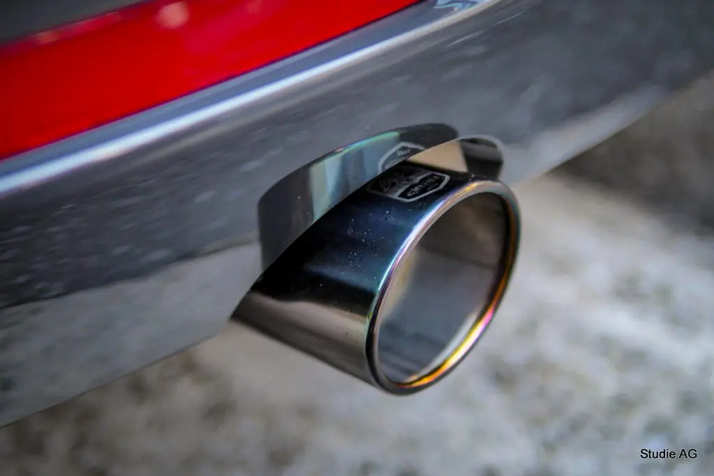 Made in Japanの高いクオリティー＆安心感！einsatzマフラーをBMW F20