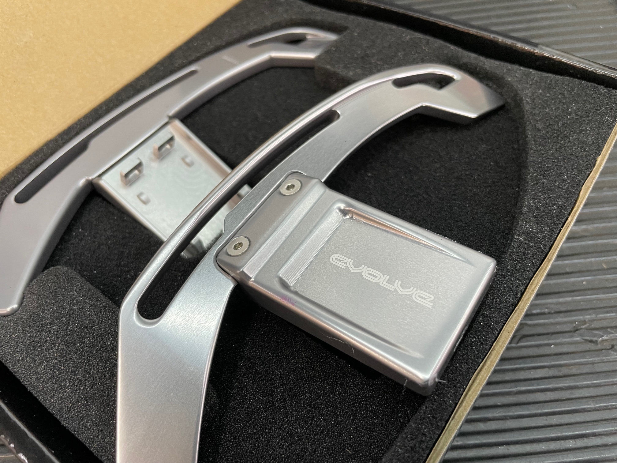 大人気！Evolve PerformanceパドルシフトをF44 M235iへ！ | Studie