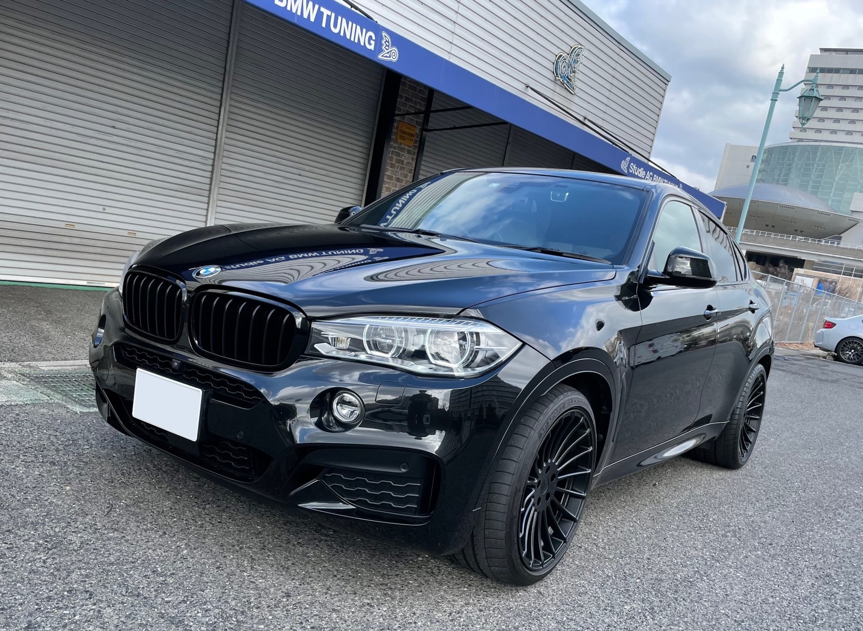 HAMANN ANNIVERSARY EVOホイールをF16 X6 M50iへ(^_^) | Studie HAMANN ANNIVERSARY EVOホイールをF16 X6 M50iへ(^_^) | Studie