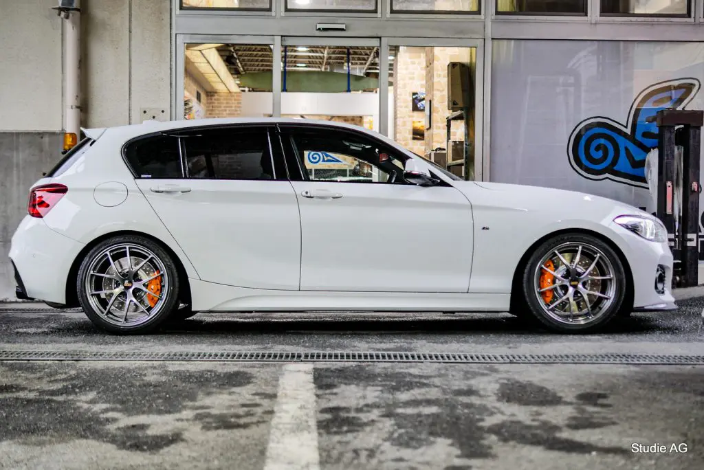 足元激変！BMW F20にBBS & M PERFORMANCE Brake投入♪ | Studie