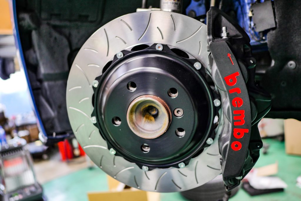 brembo GT-S KITをBMW F20 M140iに装着