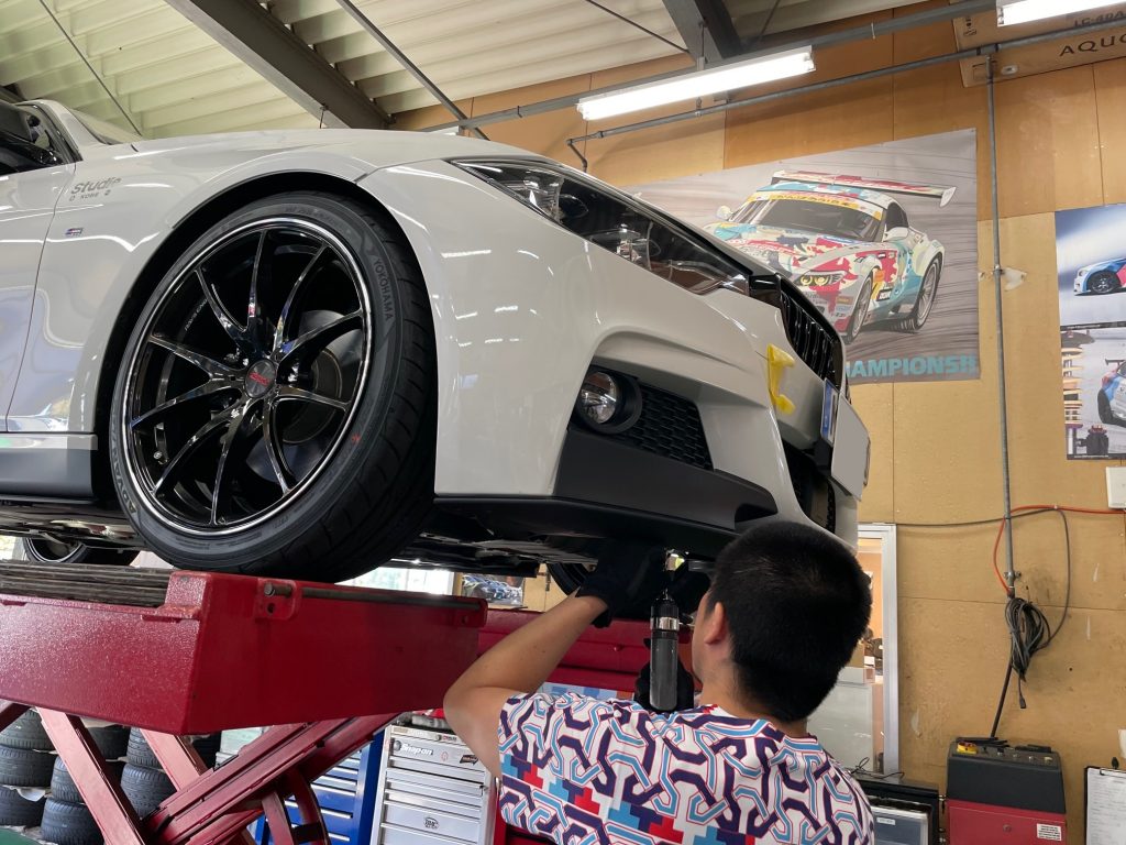 BMW F31 320iへM PERFORMANCEパーツを装着です!