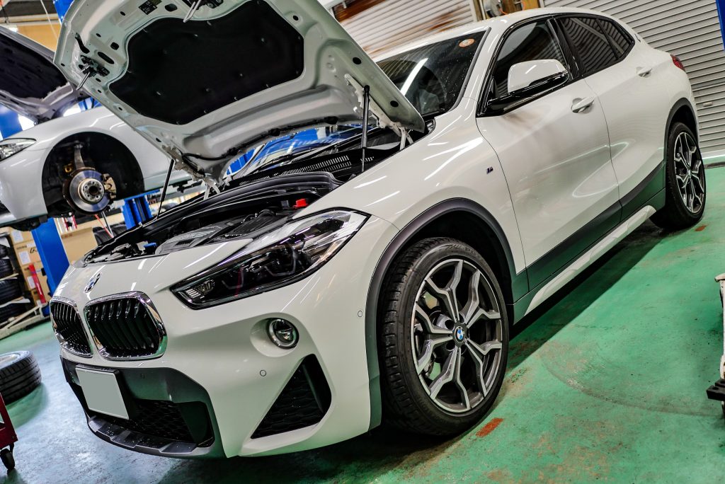 BMW F39 X2 20iにEibach Pro Street S車高調KIT装着