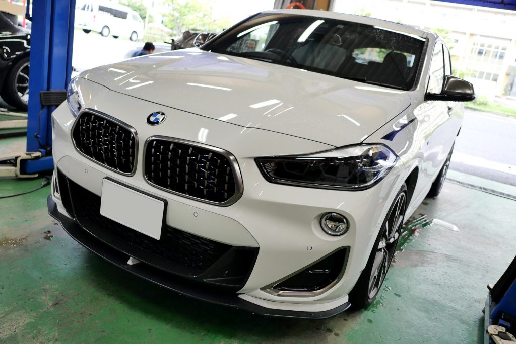 BMW F39 X2 M35i
キドニーグリル交換
メッシュデザイン