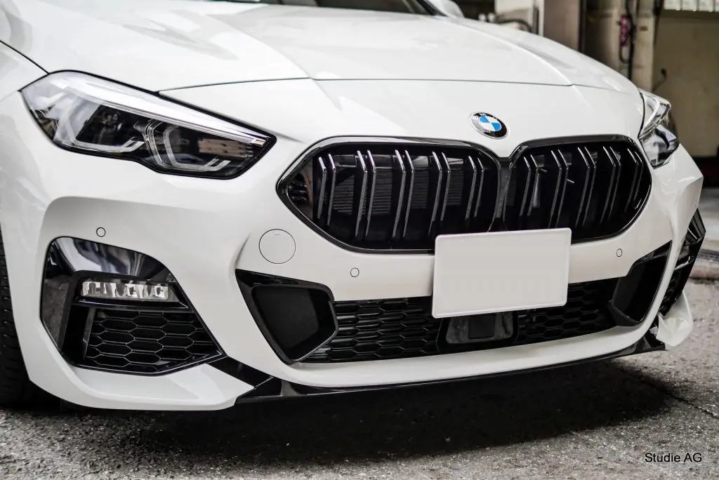 BMW 840d 純正フロントグリル