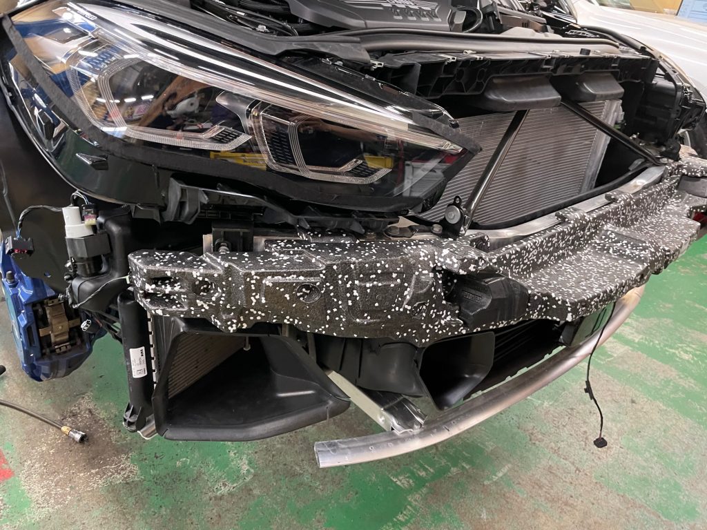 BMW F44 M235iもM Performance Shadowlineグリル!