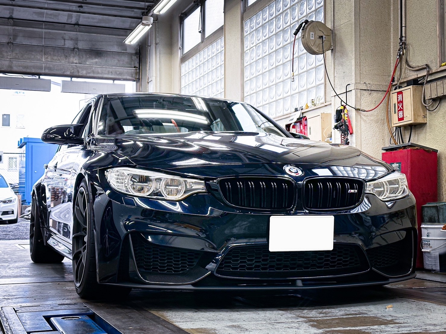 フロントバンパー リップ 3 シリーズ M3 F80 4 シリーズ M4 F82 F83