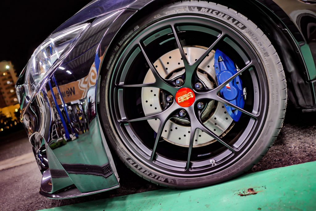 BMW F82M4 CompetitionにBBS RI-Dマットブラック20インチサイズ。サスペンションはH&RコイルオーバーKIT