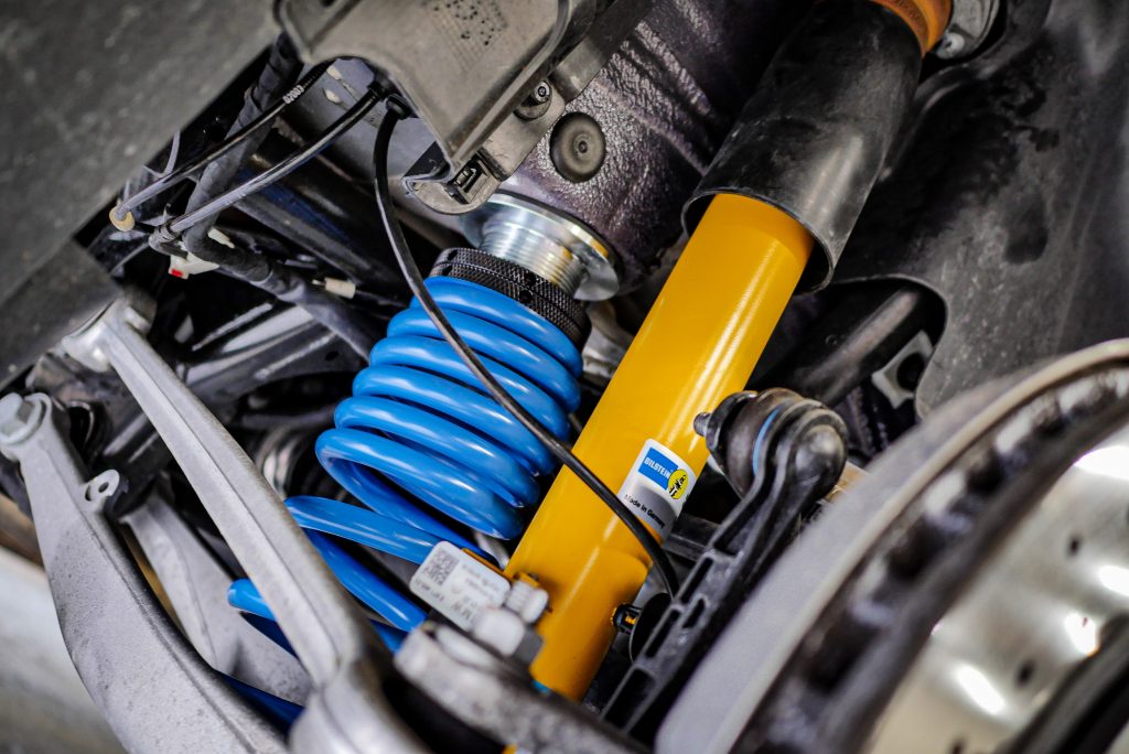F82M4 Competition Heritage BILSTEIN CS Carbon Lip YELLOWデイライト 3D Design