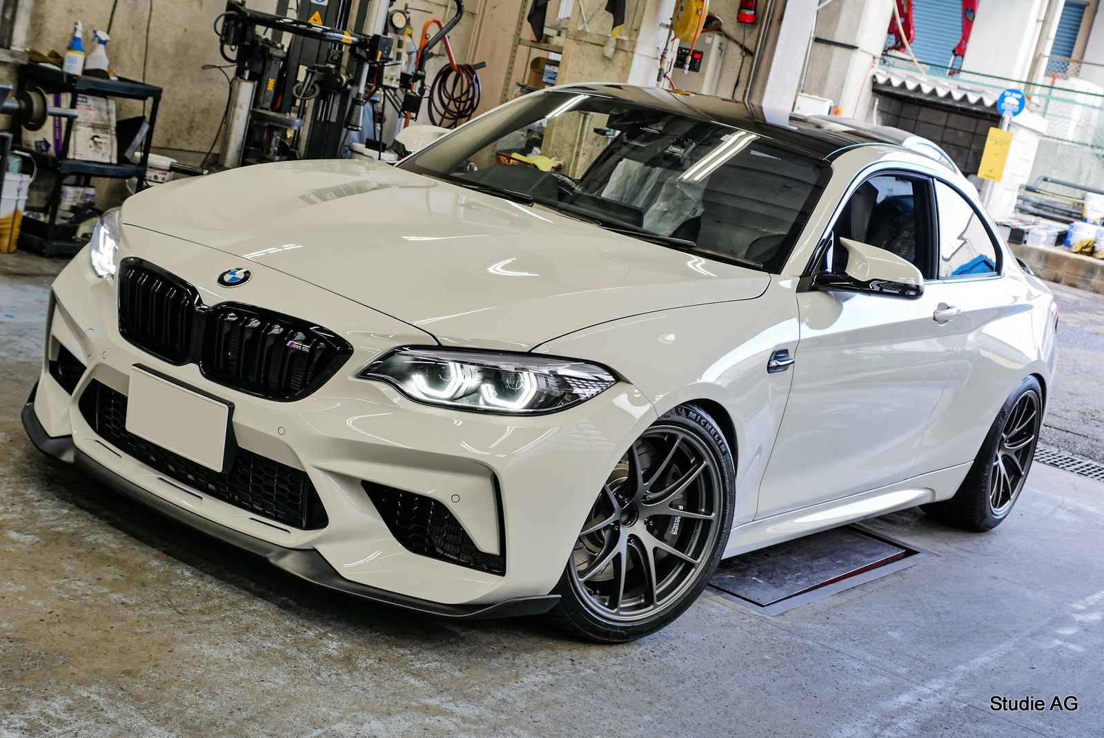 BMW F87 M2 Competitionに走りのエッセンス！BBS RI-A & RECARO投入ー