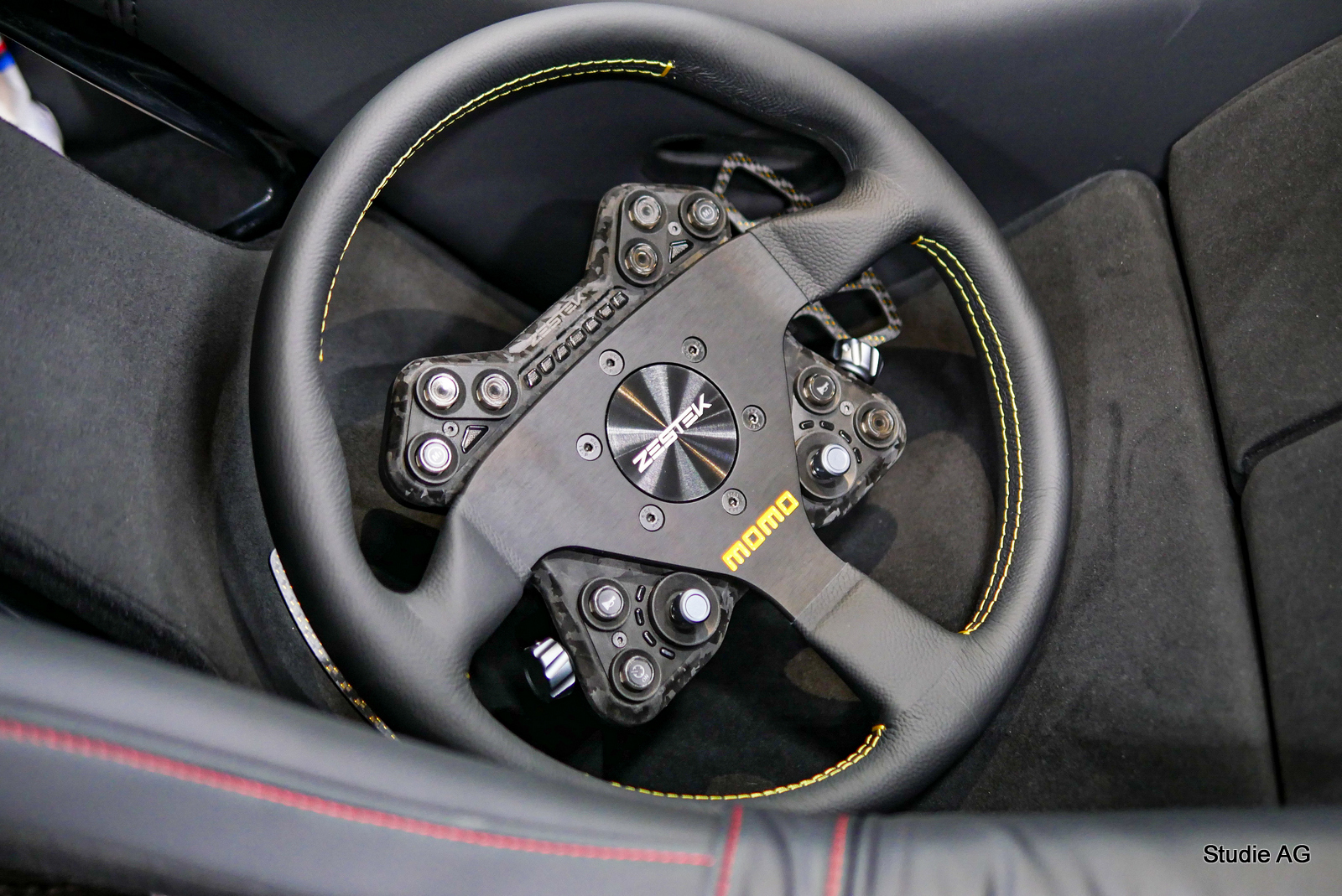 f87m2c-zestec-boss-3.jpg