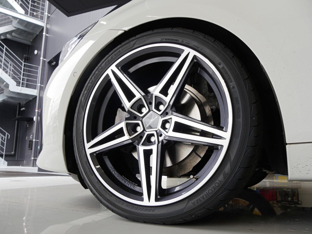 Salon de Studie AG +FUKUOKA- ACシュニッツァー AC1 BMW F45