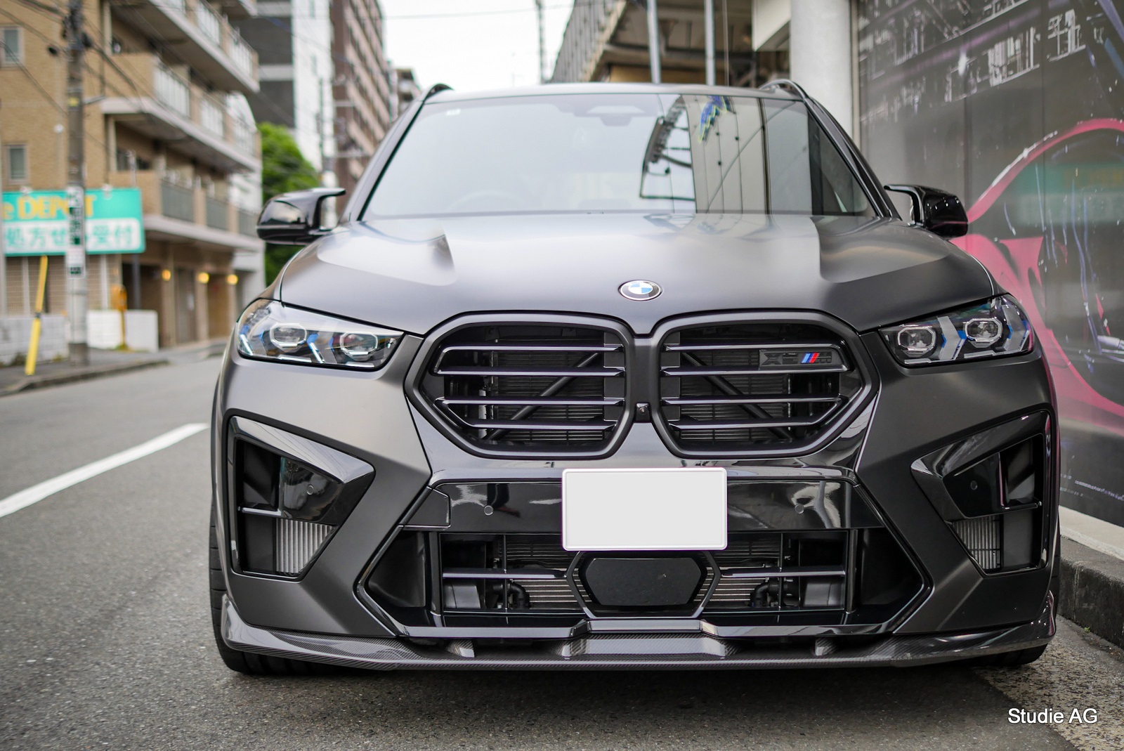 横浜店 3D Designさん】早速登場のLciモデル用！迫力満点なBMW F95 X5M